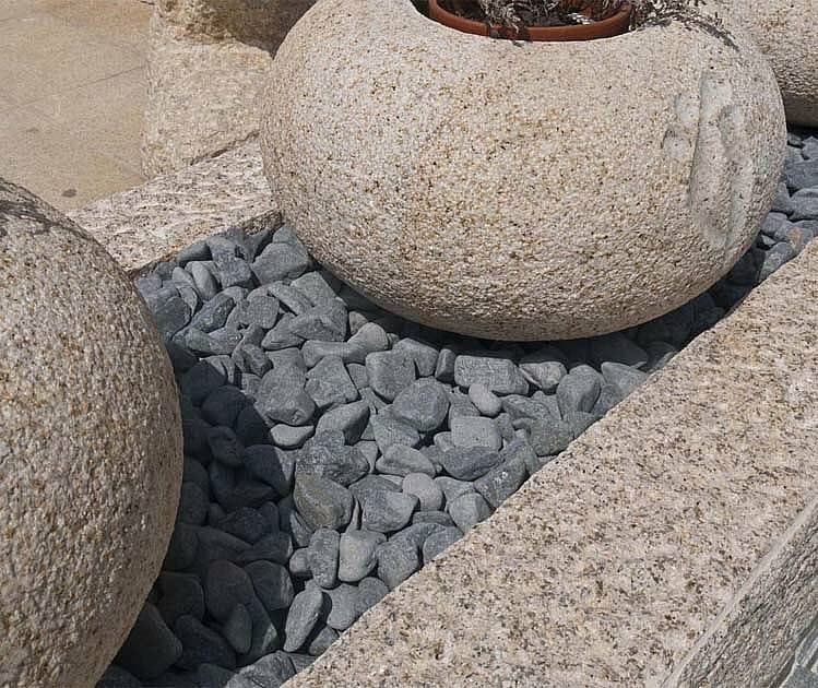 Nero Ebano NE95 dekoračné okruhliaky/okrasné kamenivo - thumbnail 3