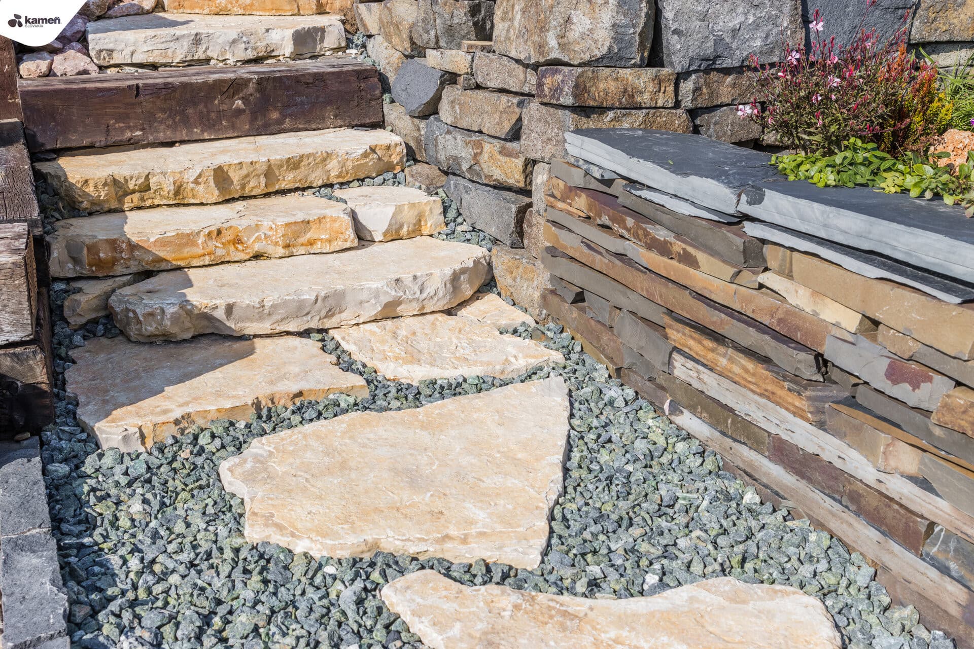 Vápenec V25 nášľapné kamene - thumbnail 2