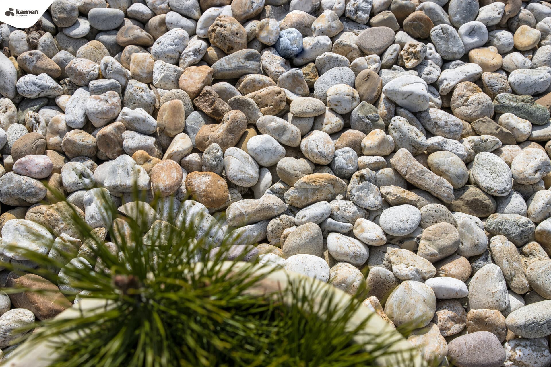 Kremeň mix K98 dekoračné okruhliaky/okrasné kamenivo - thumbnail 3