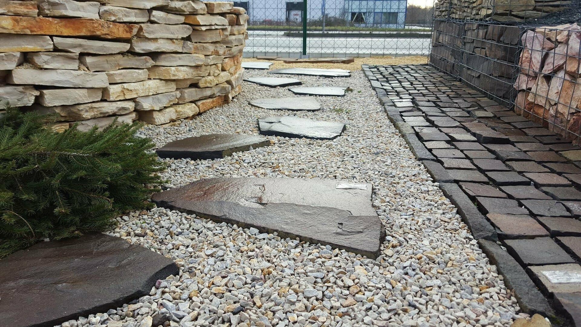 Andezit A52 nášľapné kamene - thumbnail 3