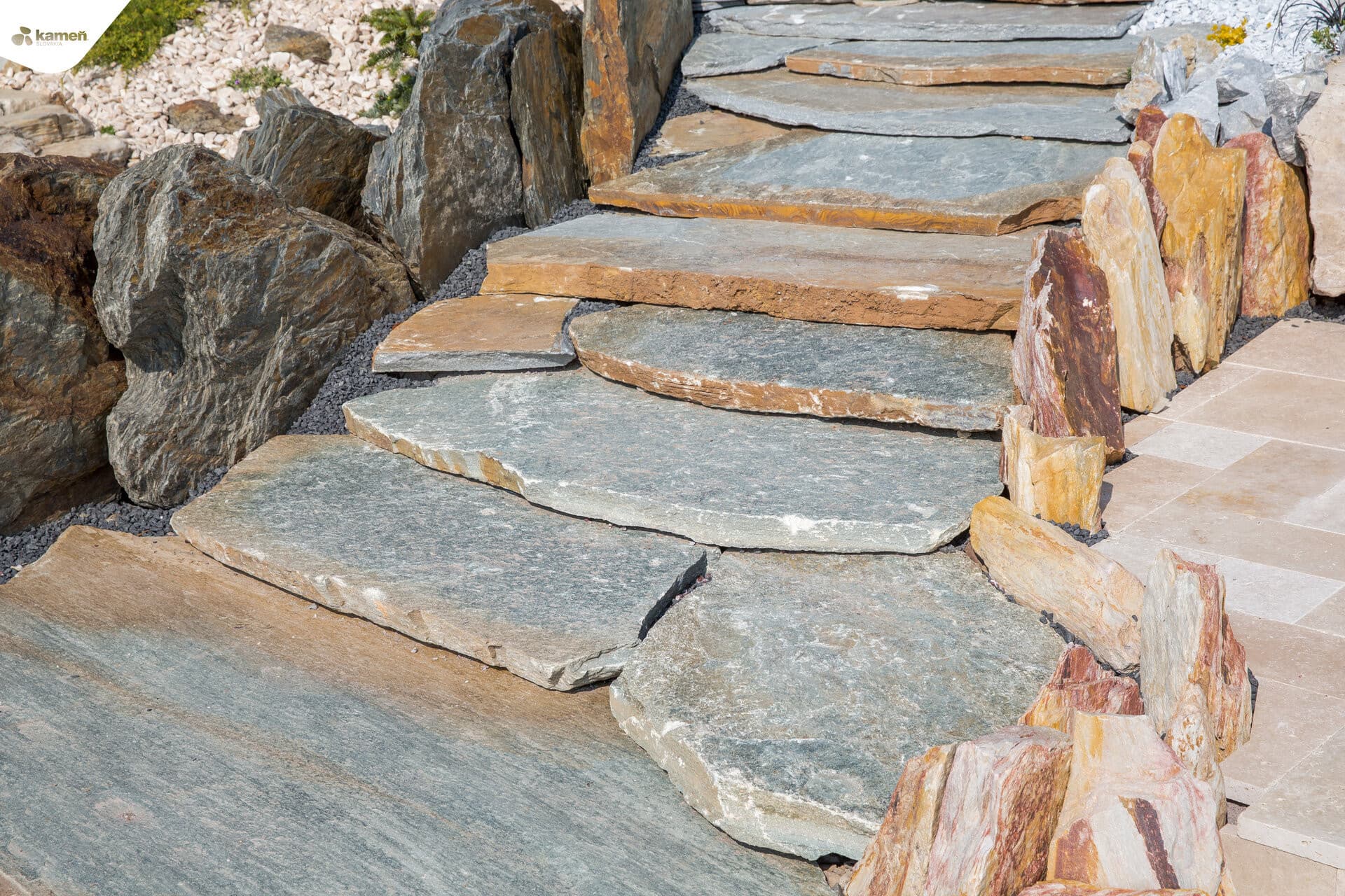 Kvarcit K65 kamenná platňa / nášľapné kamene / schody - thumbnail 1