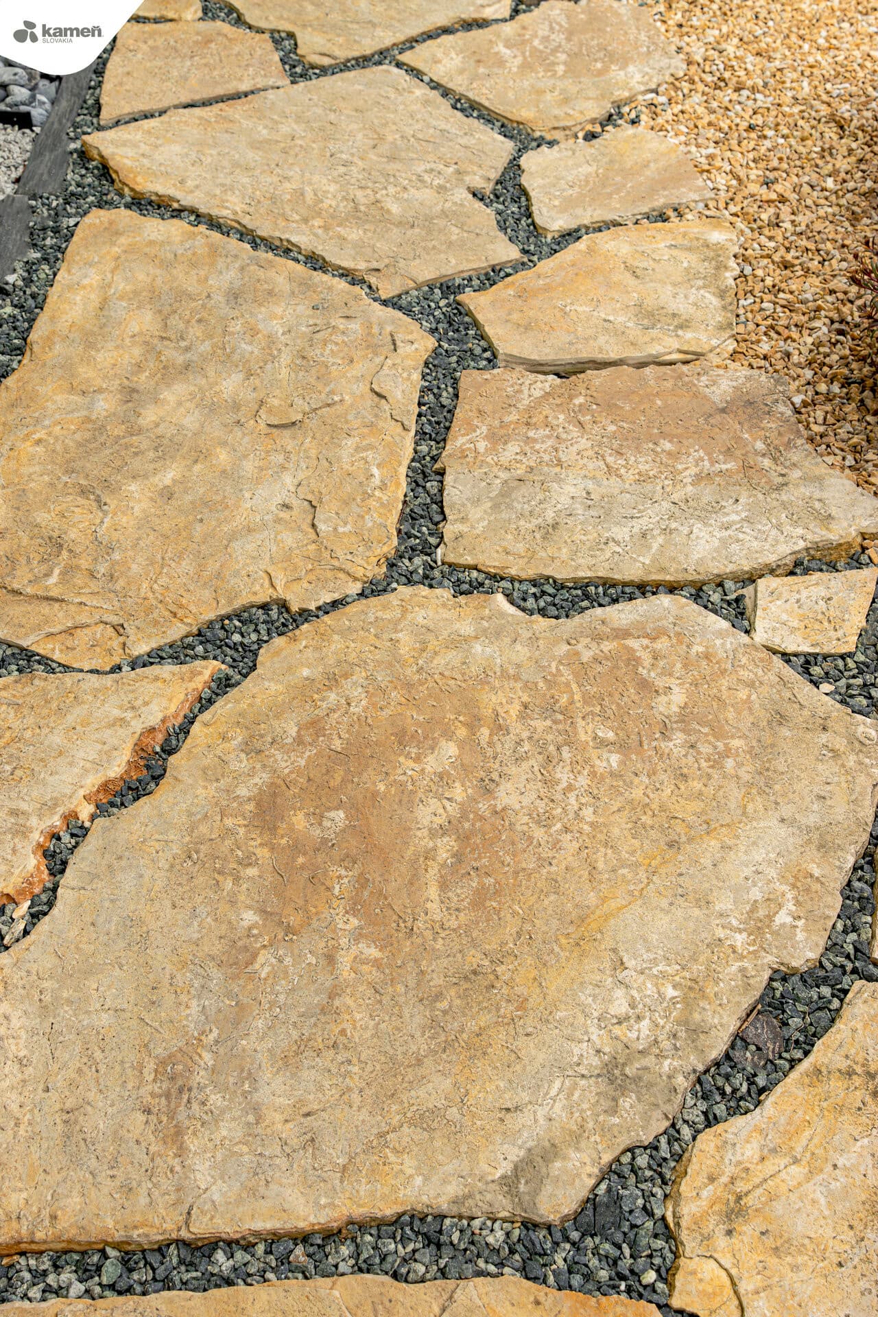 Vápenec V25 nášľapné kamene - thumbnail 5