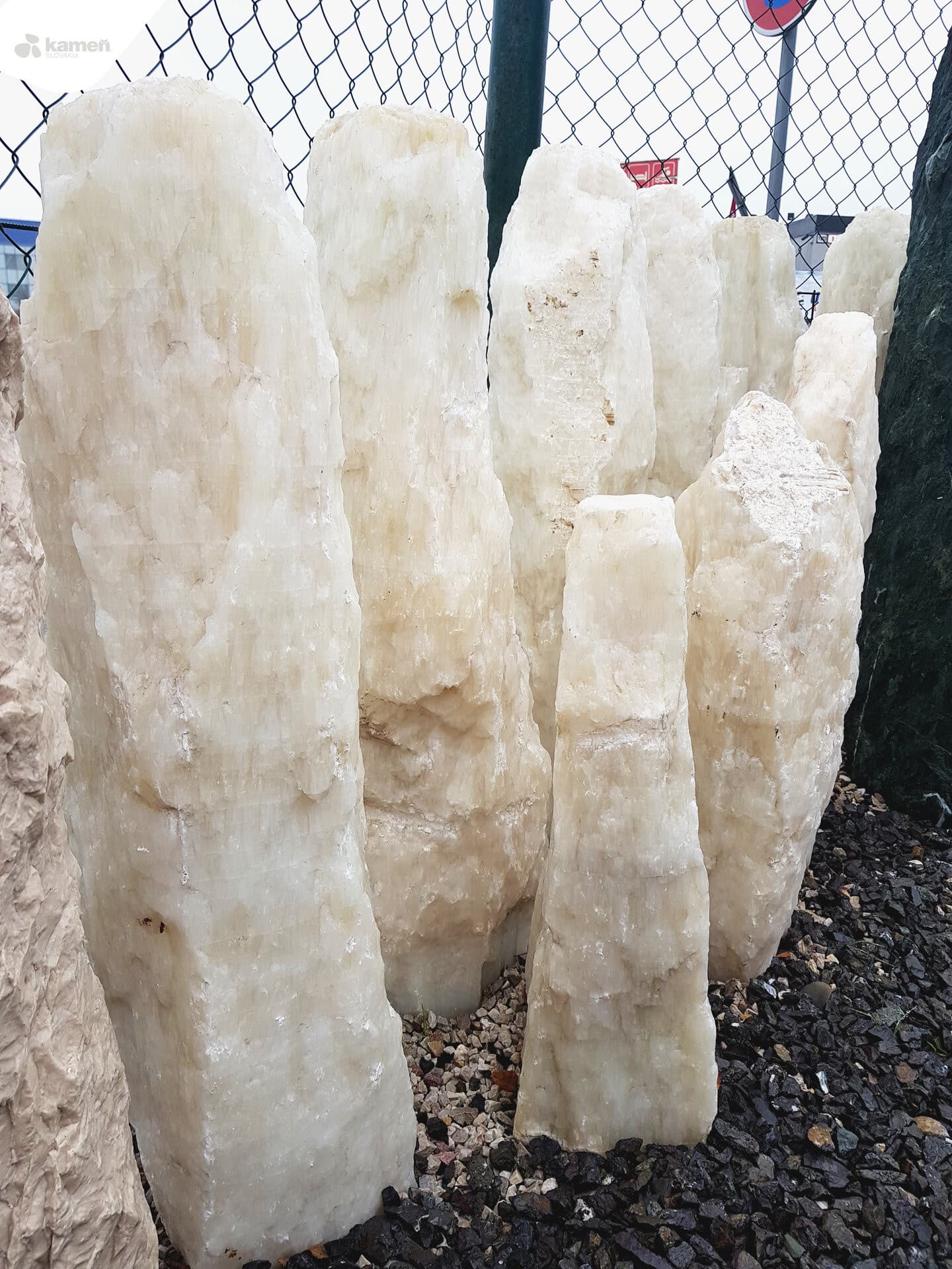 Onyx OX16 stĺp podpílený solitérny kameň - thumbnail 5